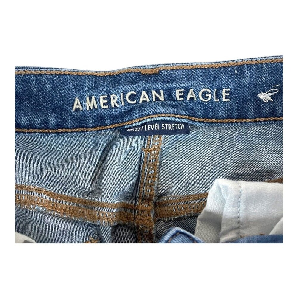 American Eagle Shorts Next Level Stretch 4 Distressed High Rise Denim Med Wash - Picture 3 of 7